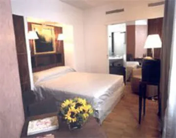 Le Monna Lisa By Inwood Hotel Paris