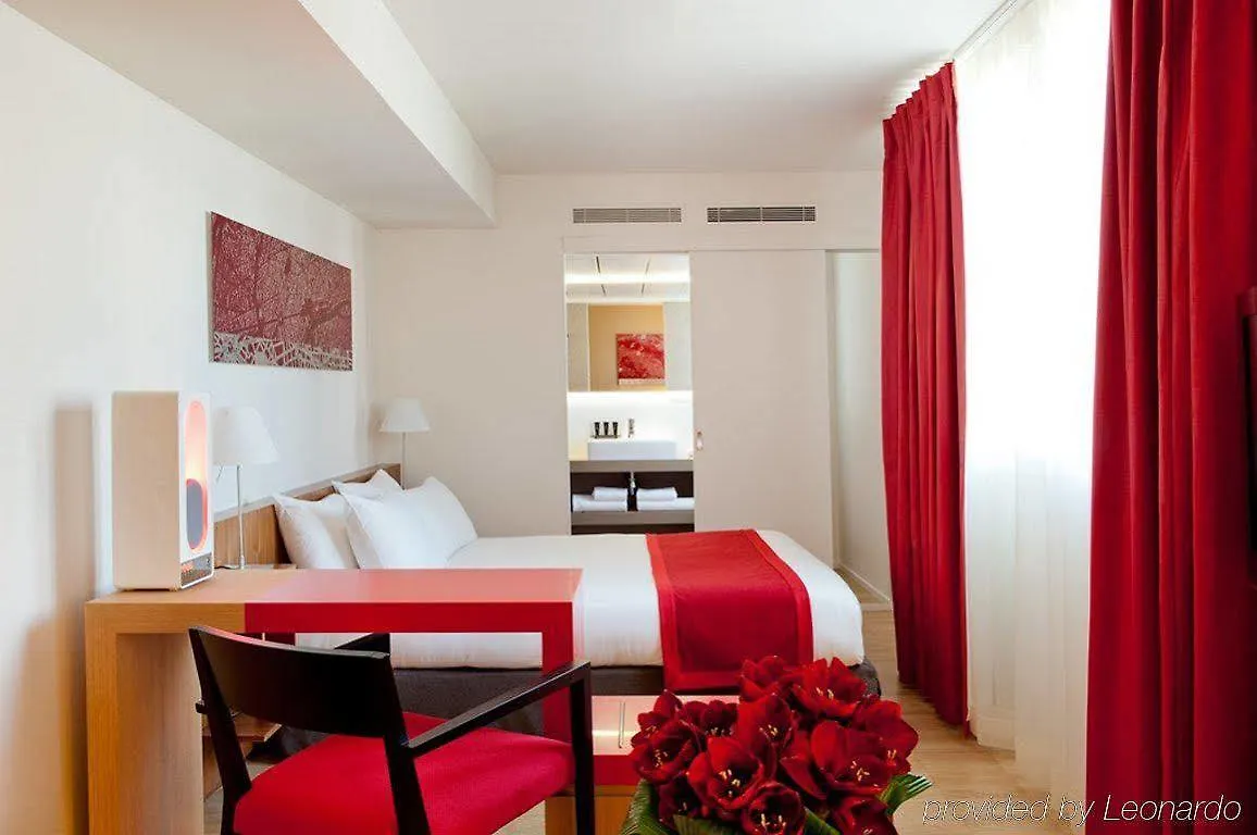 Hotel Monna Lisa Champs Elysées