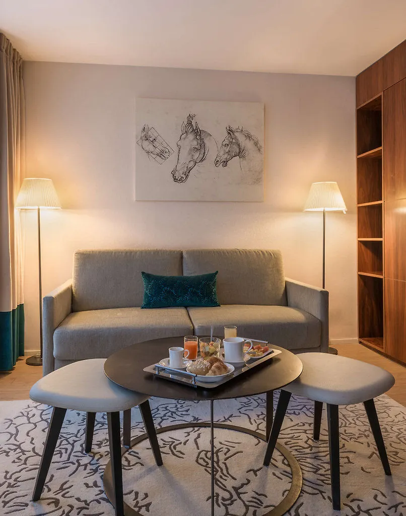 Le Monna Lisa By Inwood Hotel Paříž