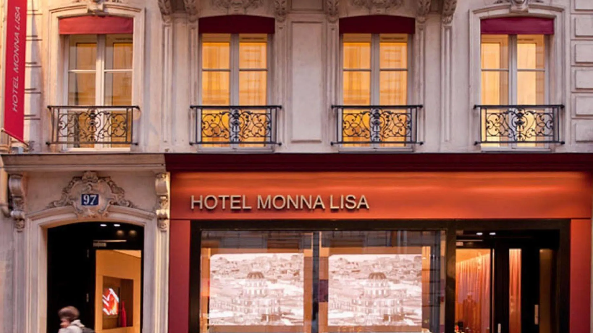 Monna Lisa Champs Elysées 4*